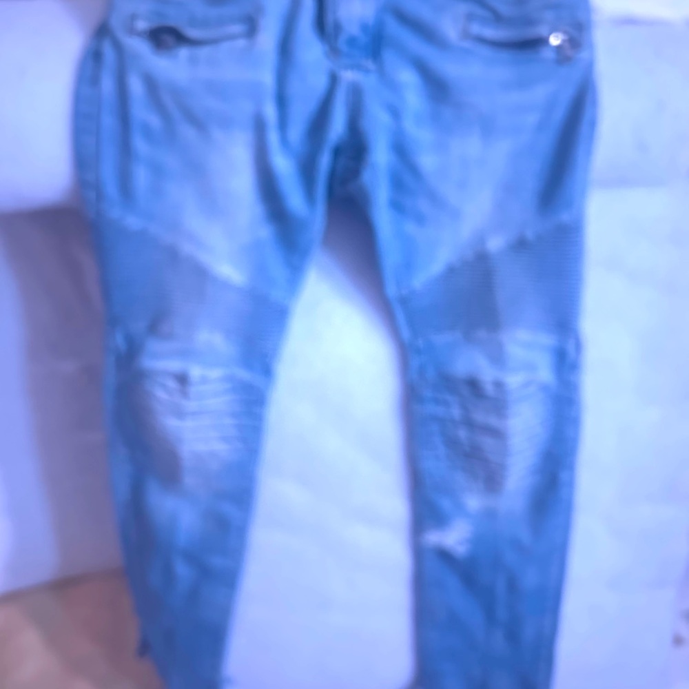 Balmain Jeans size 38, color stone washed.